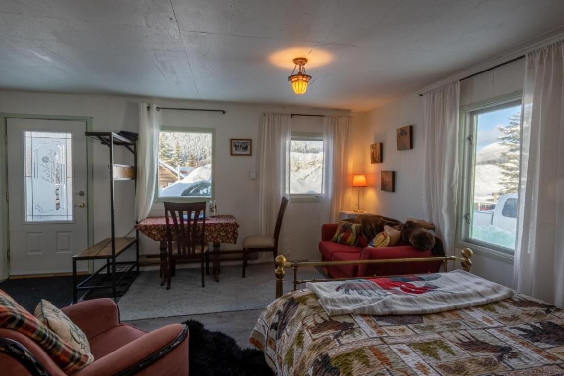 Meadow Suites In Wells Barkerville Εξωτερικό φωτογραφία